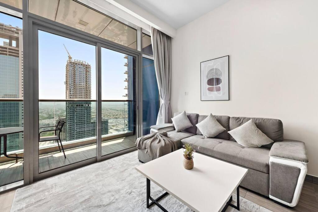 Apartment Stonetree - Modern 1br With Amazing Building Facilities