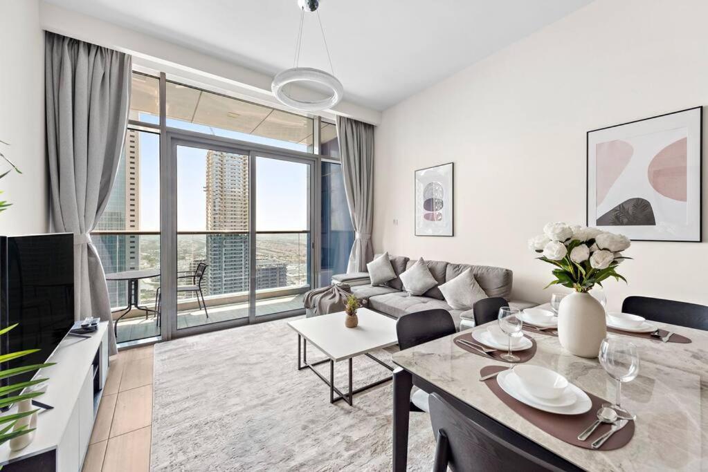 Apartment Stonetree - Modern 1br With Amazing Building Facilities Dubai