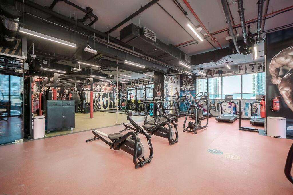Apartment Stonetree - Modern 1br With Amazing Building Facilities